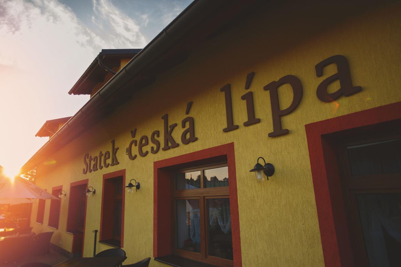 Statek Ceska Lipa Myslovice 호텔 클라토비 외부 사진